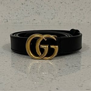 **AUTHENTIC** GG Marmont thin leather belt with shiny buckle